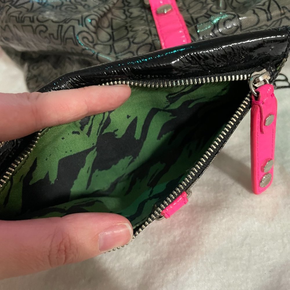 MARC JACOBS Early 2000s Vintage Bag & Wallet Set, Black & Pink w Silver Hardware - Picture 10 of 16